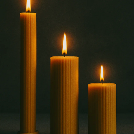 BzzWax Cylinders - zestaw 3 szt. świec z wosku pszczelego - Yooglo