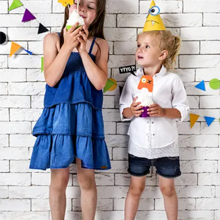 Czapeczki Potworki mix kolorów - czapeczki papierowe