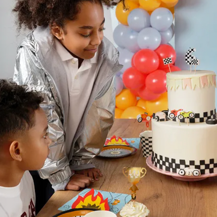 Dekoracje do muffinek Autka 12 cm mix - dekoracje do muffinek