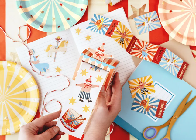 Naklejki "cyrk" na rolce w pudełku, bilety - Yooglo