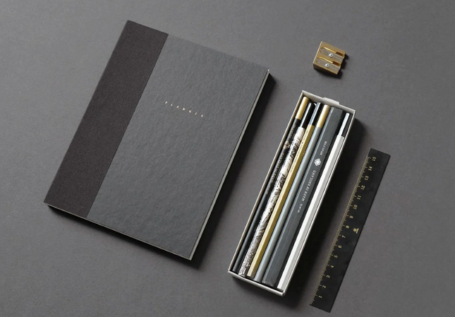 Papierniczeni Planner niedatowany KLASYK – czarny - Yooglo