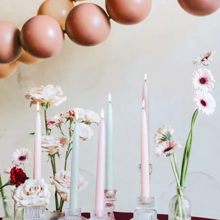 Świeca stożkowa matowa, brudny róż, 24cm - Yooglo