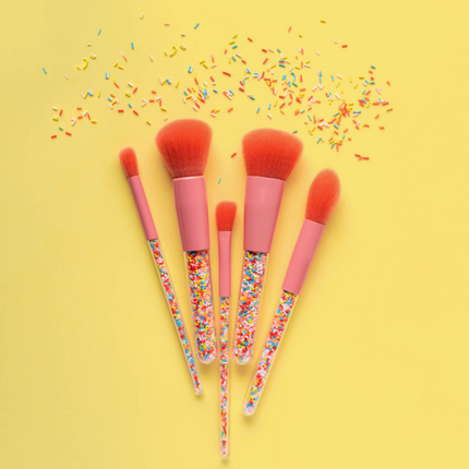 Zestaw 5 pędzli do makijażu z uchwytami w stylu słodkiej posypki - Yooglo