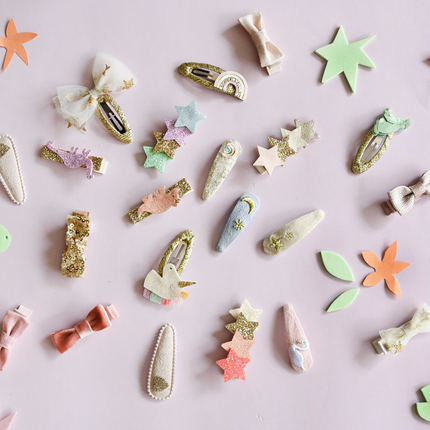 Zestaw haftowanych spinek Enchanted - Yooglo